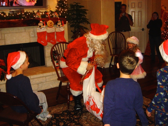 Hildebrand Christmas ScreenSaver/640x480_2006-12-24 Christmas Eve 127.jpg